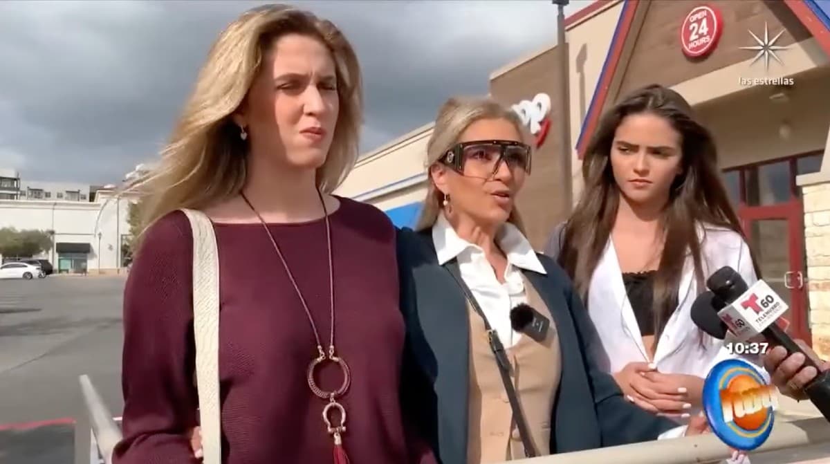 Danka y Alexa son hijas de Daniela Castro