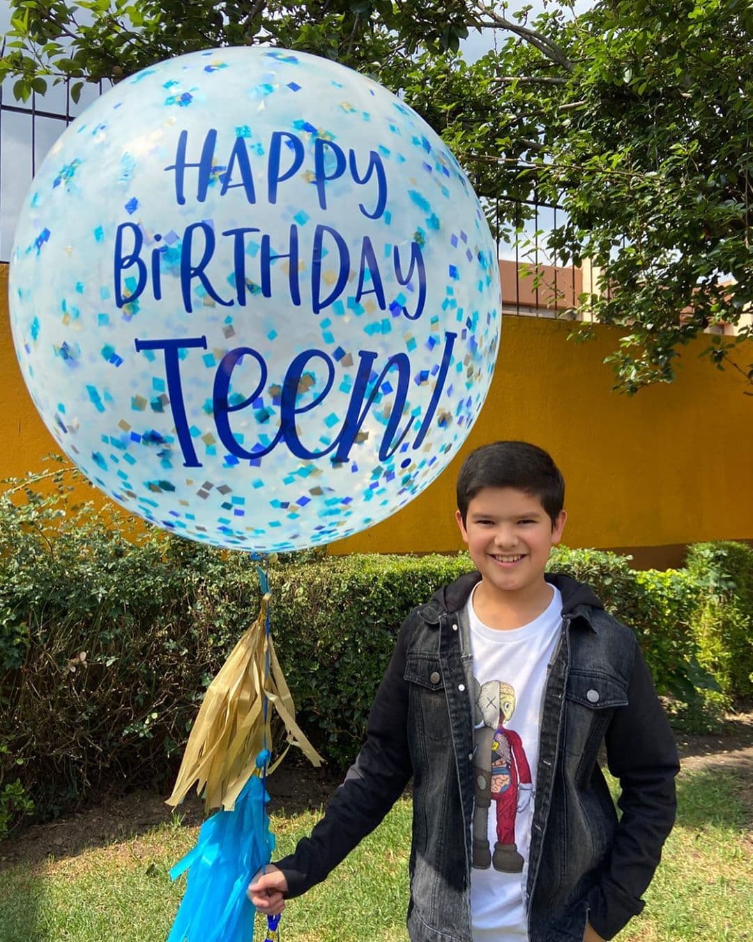 Ahora, Patricio de la Garza es todo un adolescente y en abril pasado cumplió trece años, hecho que dejó ver en su cuenta oficial de Instagram, donde cuenta con 26.6 mil seguidores.