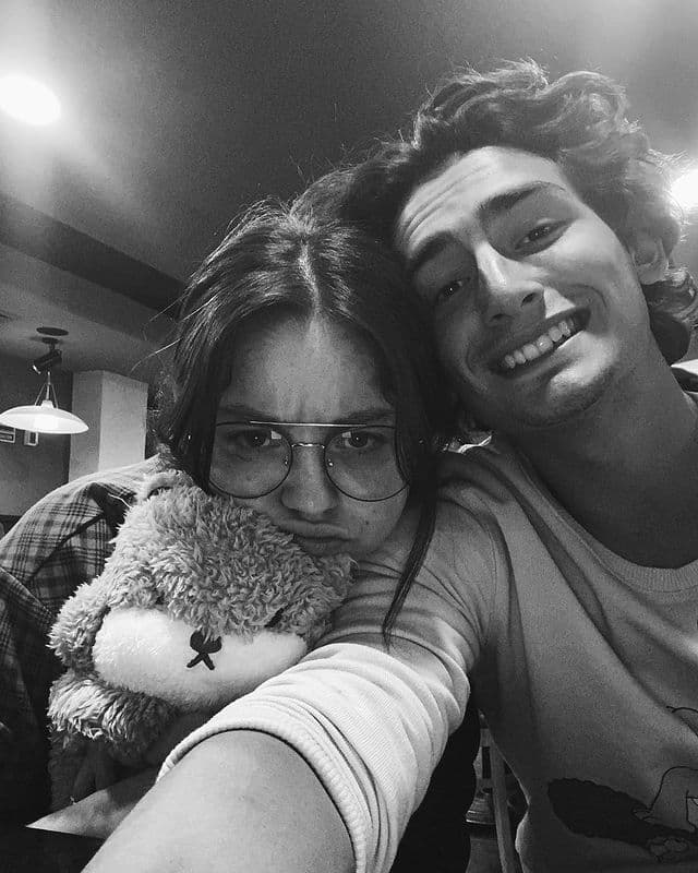 Emilio Osorio no se mide y balconea lo insólito sobre Karol Sevilla