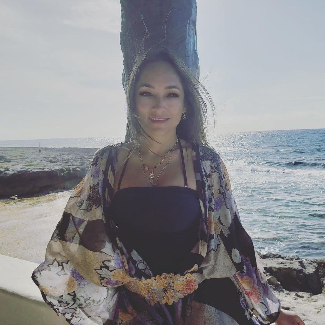 Fue a través de su cuenta oficial de Instagram que Criselle compartió una serie de imágenes para recordar uno de los viajes que realizaron a Cancún, mucho antes de que iniciara la pandemia del Covid-19.