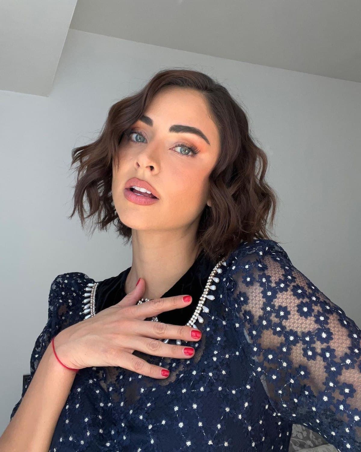 Claudia Martín imita a Shakira y lanza tajante mensaje