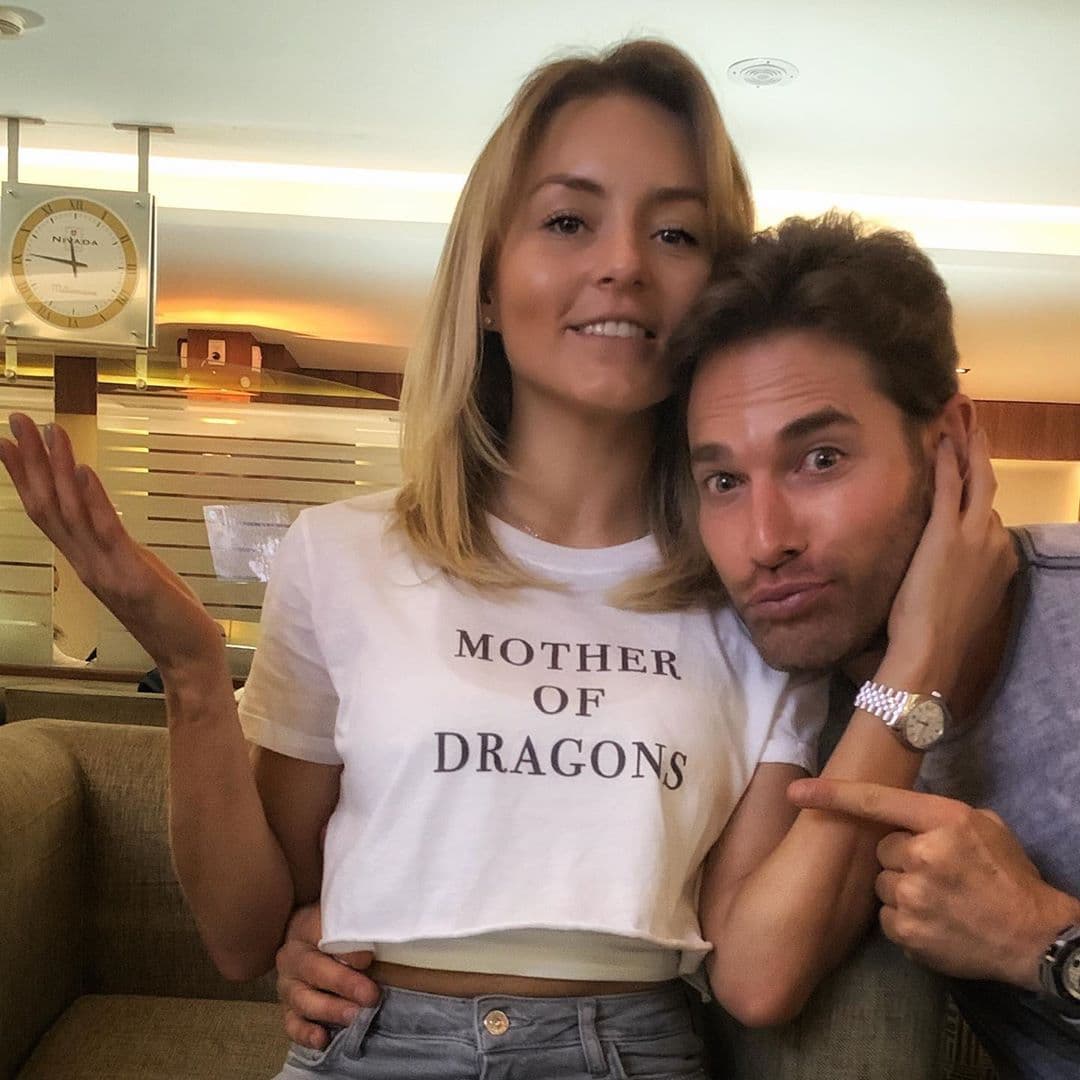 Tras moverse al ritmo de ‘Tusa’, Angelique Boyer impacta con baile en bikini junto a Sebastián Rulli