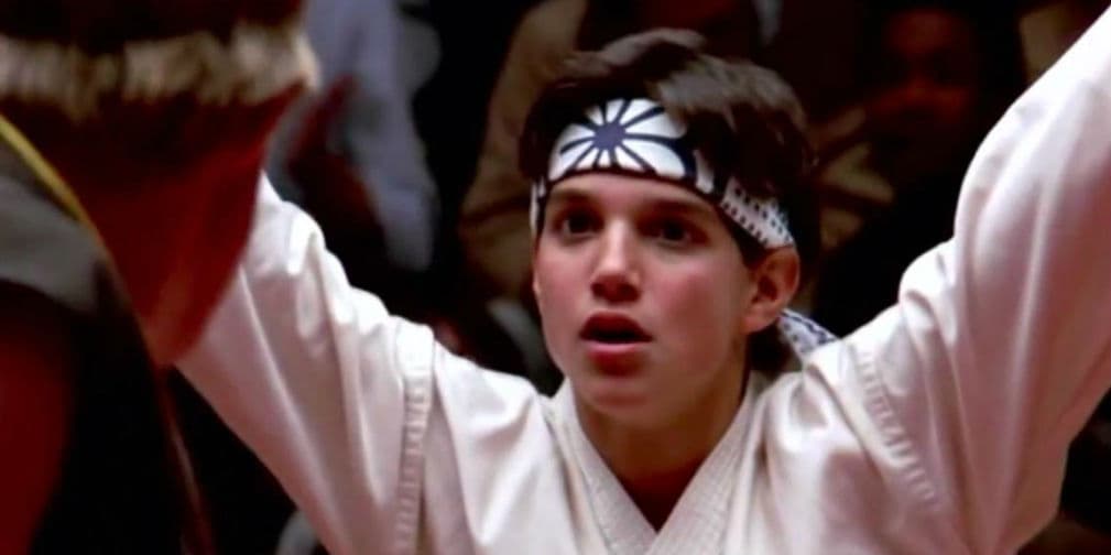 'Daniel LaRusso' fue otro de los personajes más representativos de su carrera, ya que Mendoza no solo prestó su voz para la saga de las películas de 'Karate Kid', sino a la serie animada.