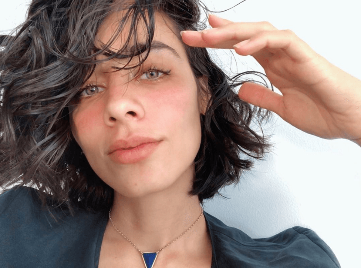 Esmeralda Pimentel publica foto completamente desnuda y muestra sus estrías