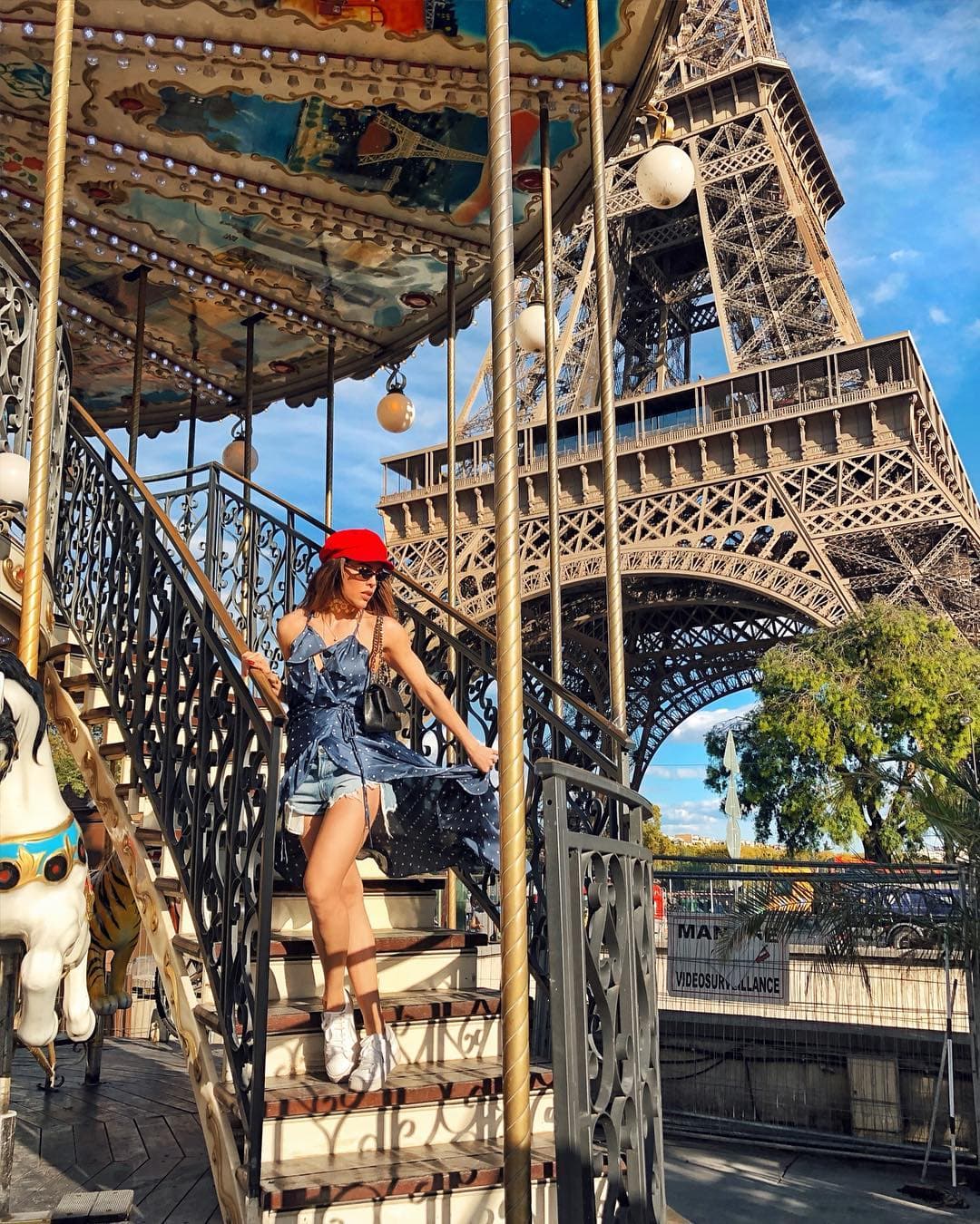 Sara disfruta al máximo de sus vacaciones