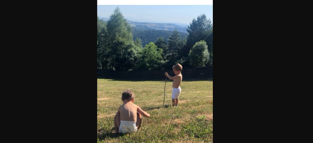 Aunque compartió varias fotografías de Bárbara y Sebastián, Ludwika Paleta en todo momento evitó mostrar la carita de los pequeños.