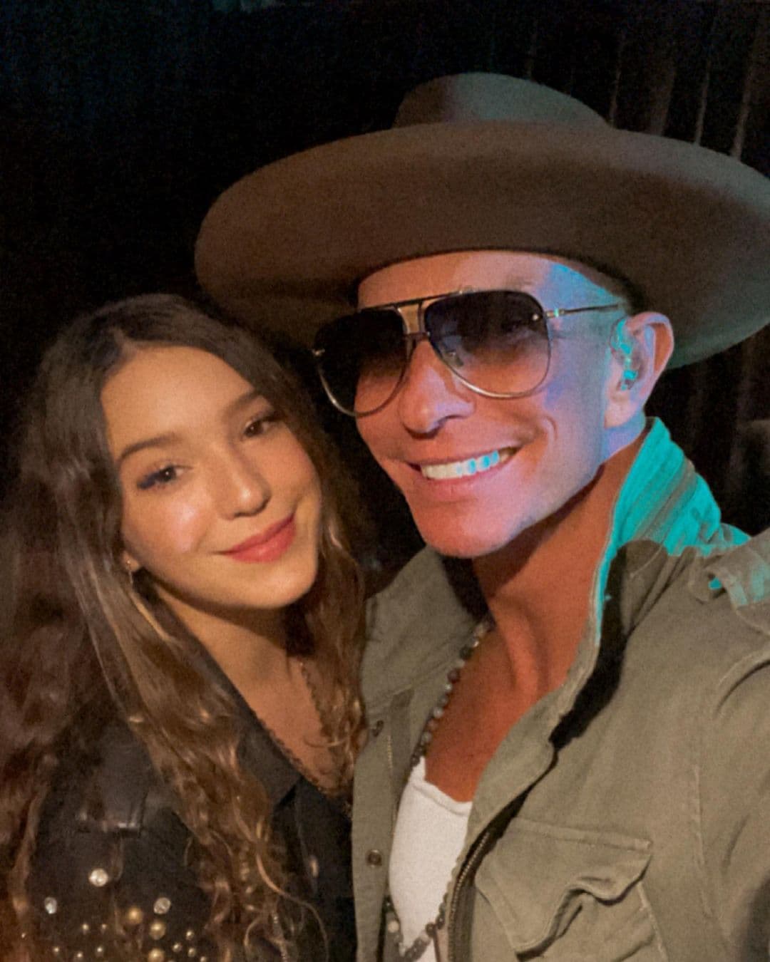 Divulgan imágenes del asalto que sufrió Erik Rubín, iba con su hija Mía