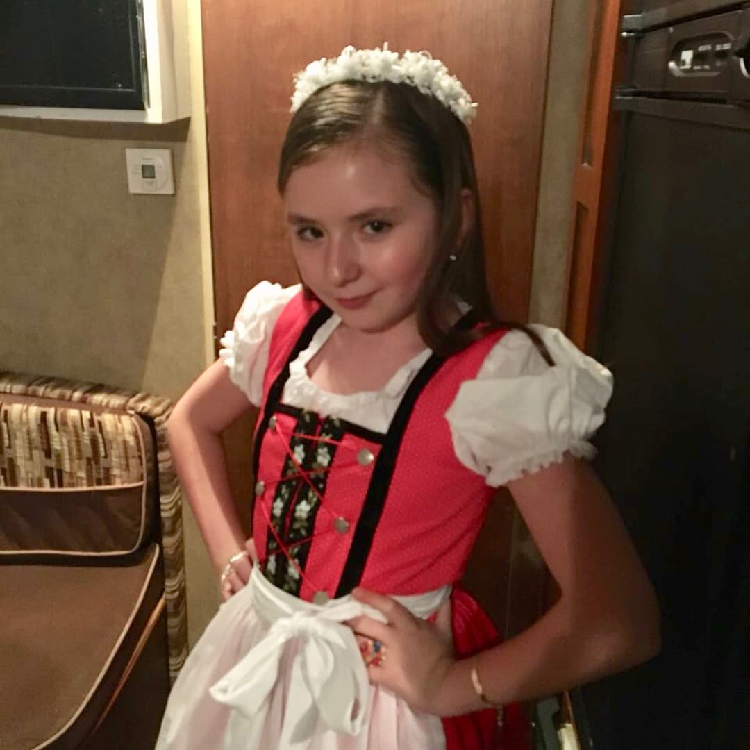 Además de sus participaciones en televisión, Fernanda Sasse debutó en cine en 2016 con la película de terror ‘La Niña de la Mina’.