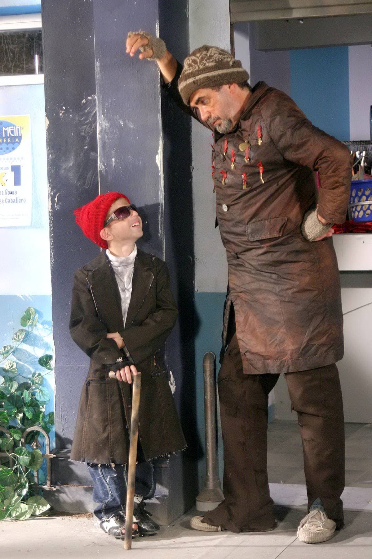 Octavio Ocaña: crean piñata para rendir homenaje a fallecido actor de ‘Vecinos’.
