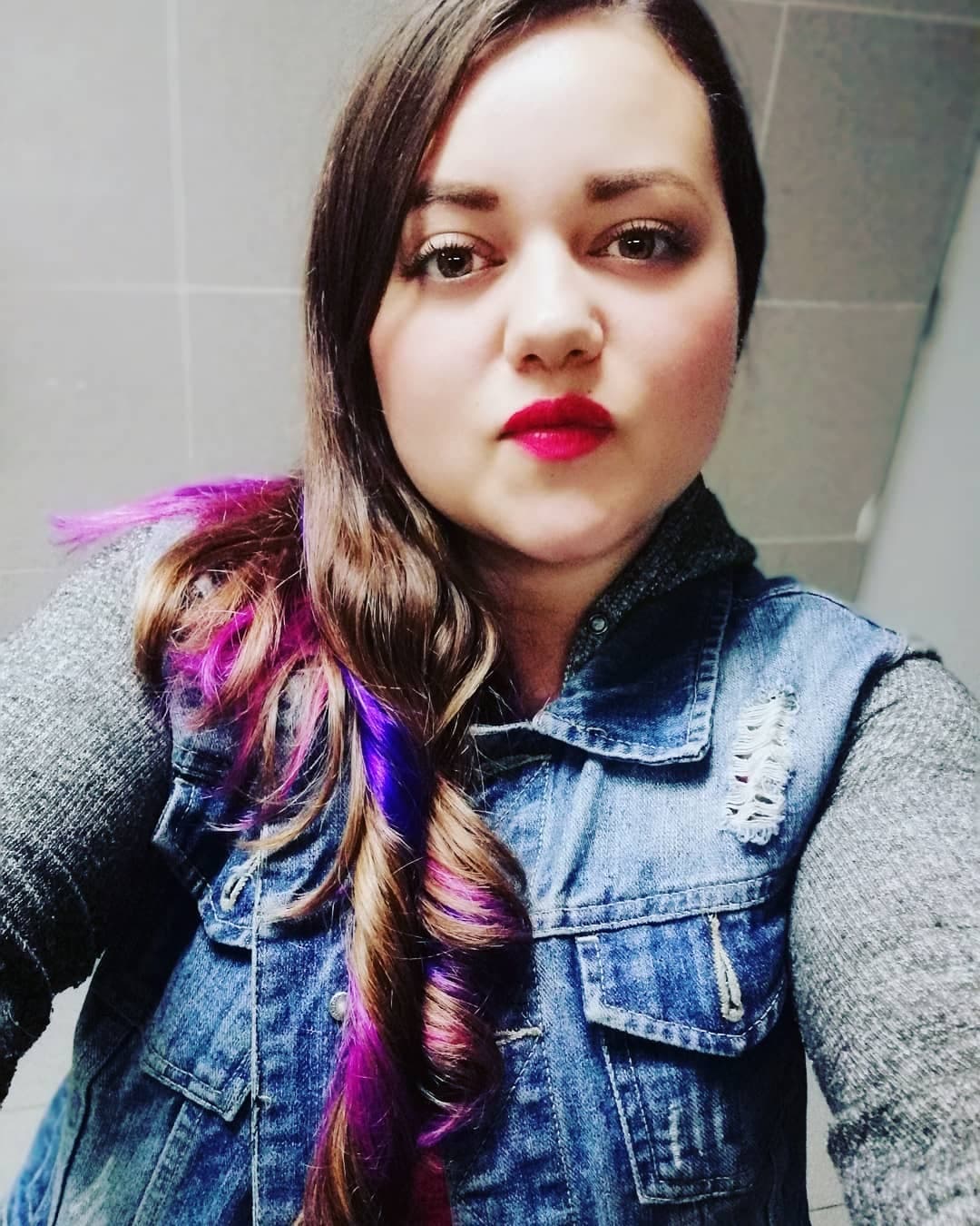 Se volvió influencer al sacar su propio canal de YouTube y además trabaja en Televisa en el área de canales nacionales.