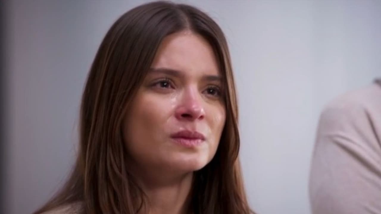 Valeria sufre la muerte de sus padres en 'Tan cerca de ti, nace el amor'