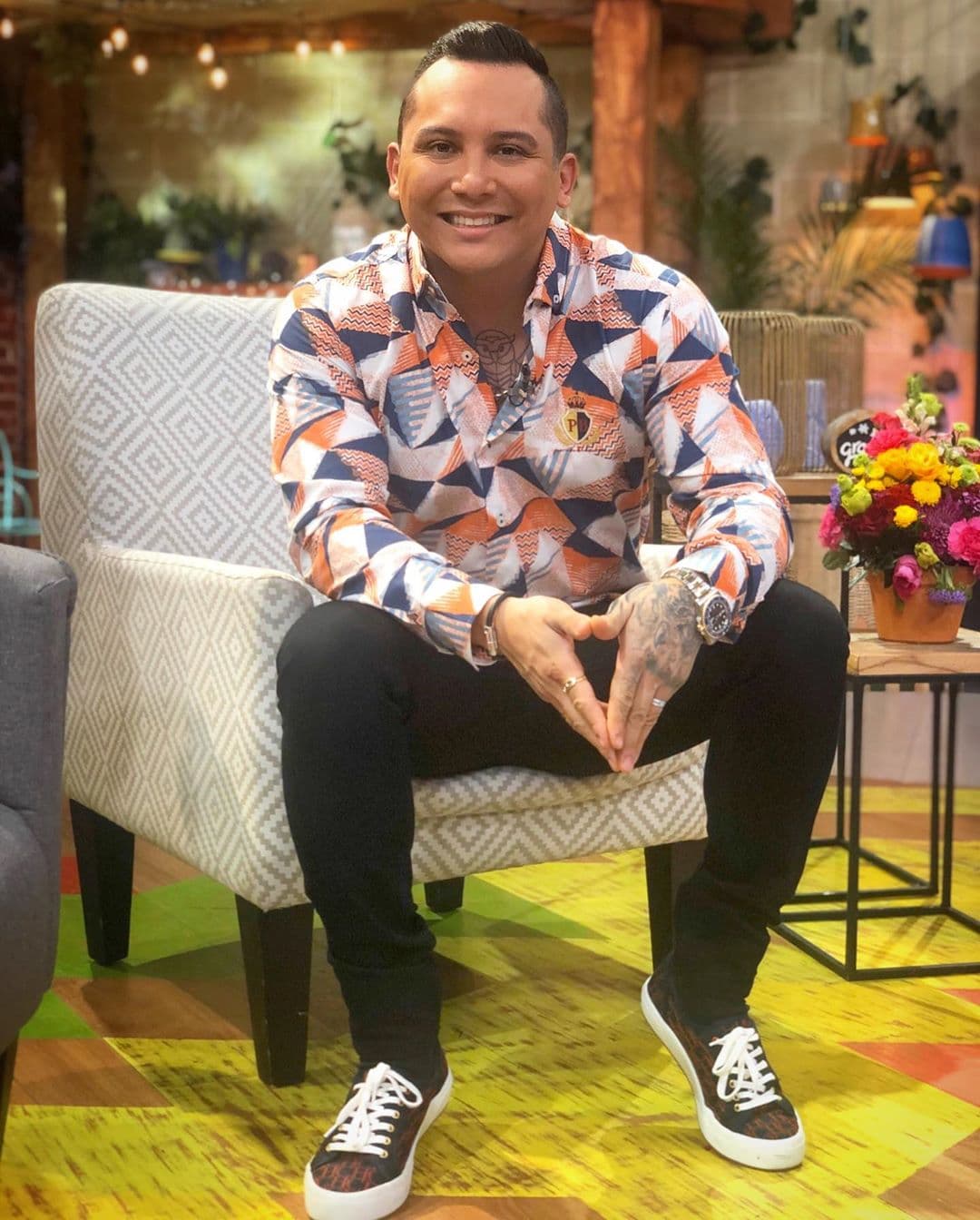 Edwin Luna rompe en llanto al recordar que su padre murió antes de que él fuera famoso