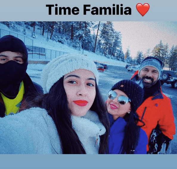 Sin embargo, pocos saben que Arriaga, además de ser una profesional de la comedia, es esposa y madre de familia.