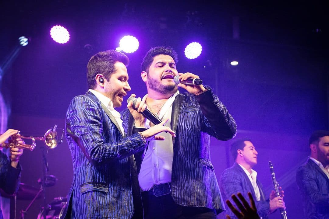 La Adictiva se ha vuelto una de las agrupaciones predilectas del público, con su nuevo álbum “El Amor de mi Vida” se ha catapultado a los primeros puestos en las listas de popularidad del regional mexicano.