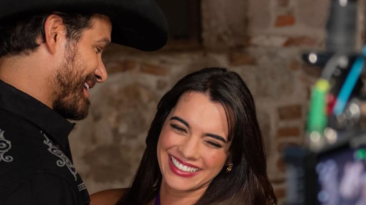 'Kiara' formará lazos con el otro villano de la telenovela, personificado por Brandon Peniche