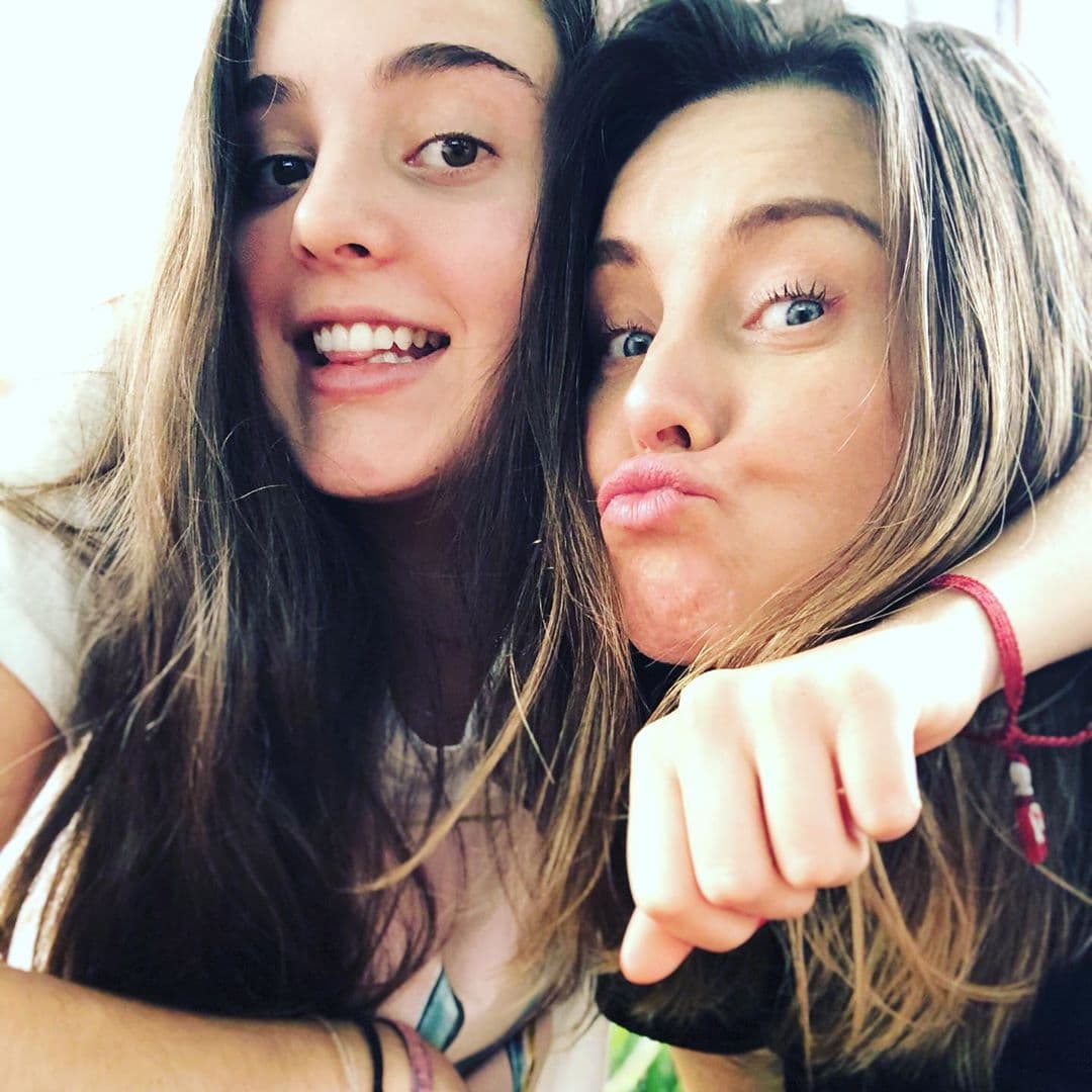 Al igual que su hermana Ludwika, Dominika Paleta ha tratado de llevar su vida privada alejada del lente público, aunque sí comparte algunos detalles de su familia e incluso fotografías de sus hijas: María y Aitana. Sin embargo, ahora su primogénita María causó revuelo al hacer público su Instagram.