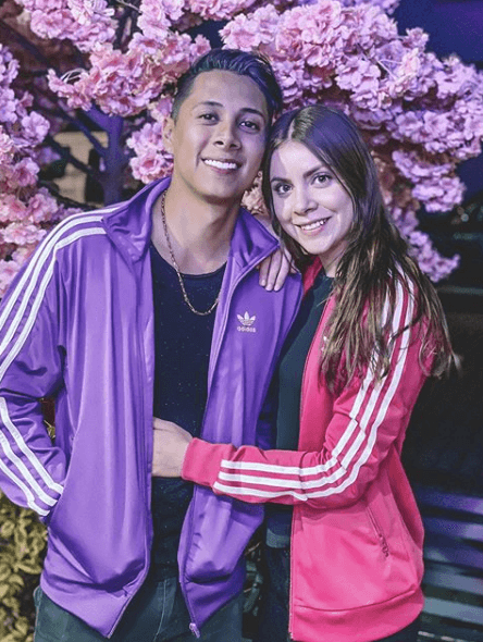 En dicha aplicación de videos, la cual ha tomado gran auge desde marzo de este año, Cervantes realiza constantes apariciones junto a su novio, el cantante y actor Brian Calderón, mejor conocido como 'El Shulito'.