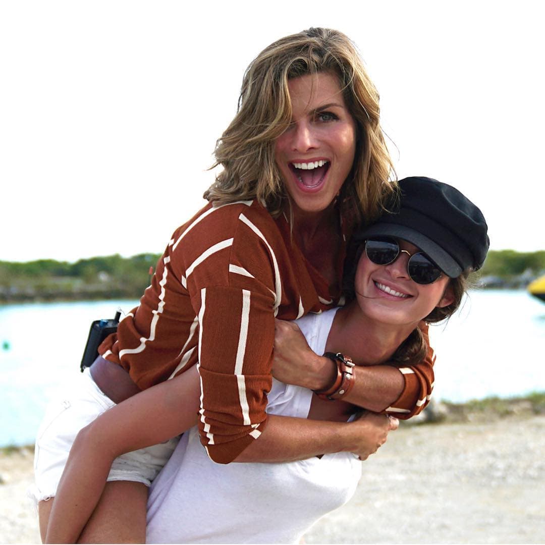 En el 2015, la conoció a través de un proyecto de fotografía y de una amiga en común, pero en aquel momento ella asegura que no estaba interesada en tener una relación, pero se terminó enamorando.