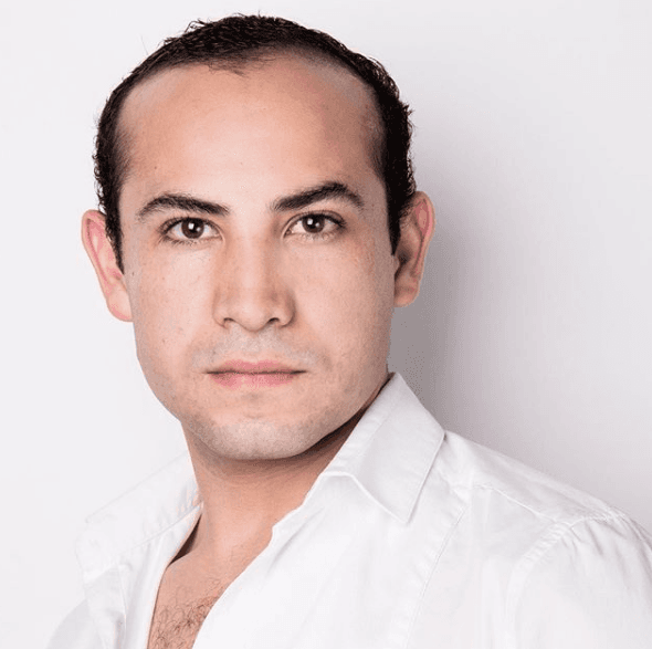Desde entonces, Santana participó en algunos otros proyectos, sin embargo, en 2011 se alejó de los reflectores para concentrarse en su familia y en negocios personales, de acuerdo con 'El Comercio'.