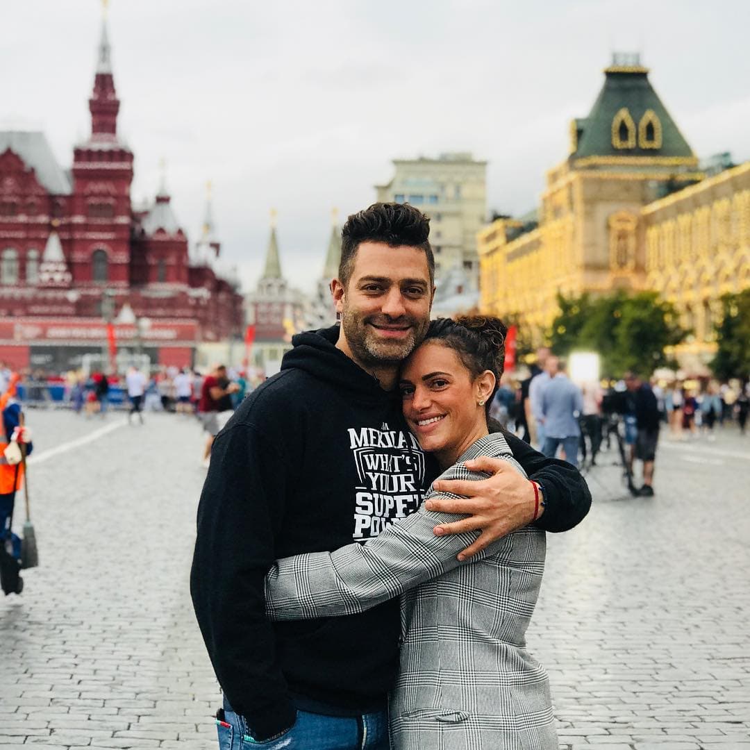 Esposa de Ari Borovoy muestra por primera vez su pancita de embarazo: “Te amamos mucho”