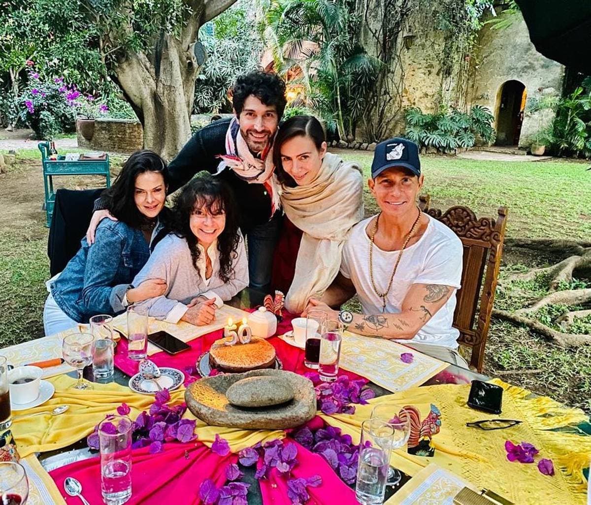 Alix Bauer celebró el cumple de sus hijos con fotos inéditas.