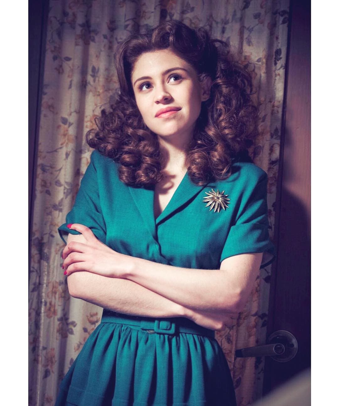 Cobijada por la productora Carla Estrada, Nicole Vale realizó su primer desnudo en la televisión al igual que Silvia Pinal, hecho que no solo la marcó personalmente sino también en el ámbito profesional.