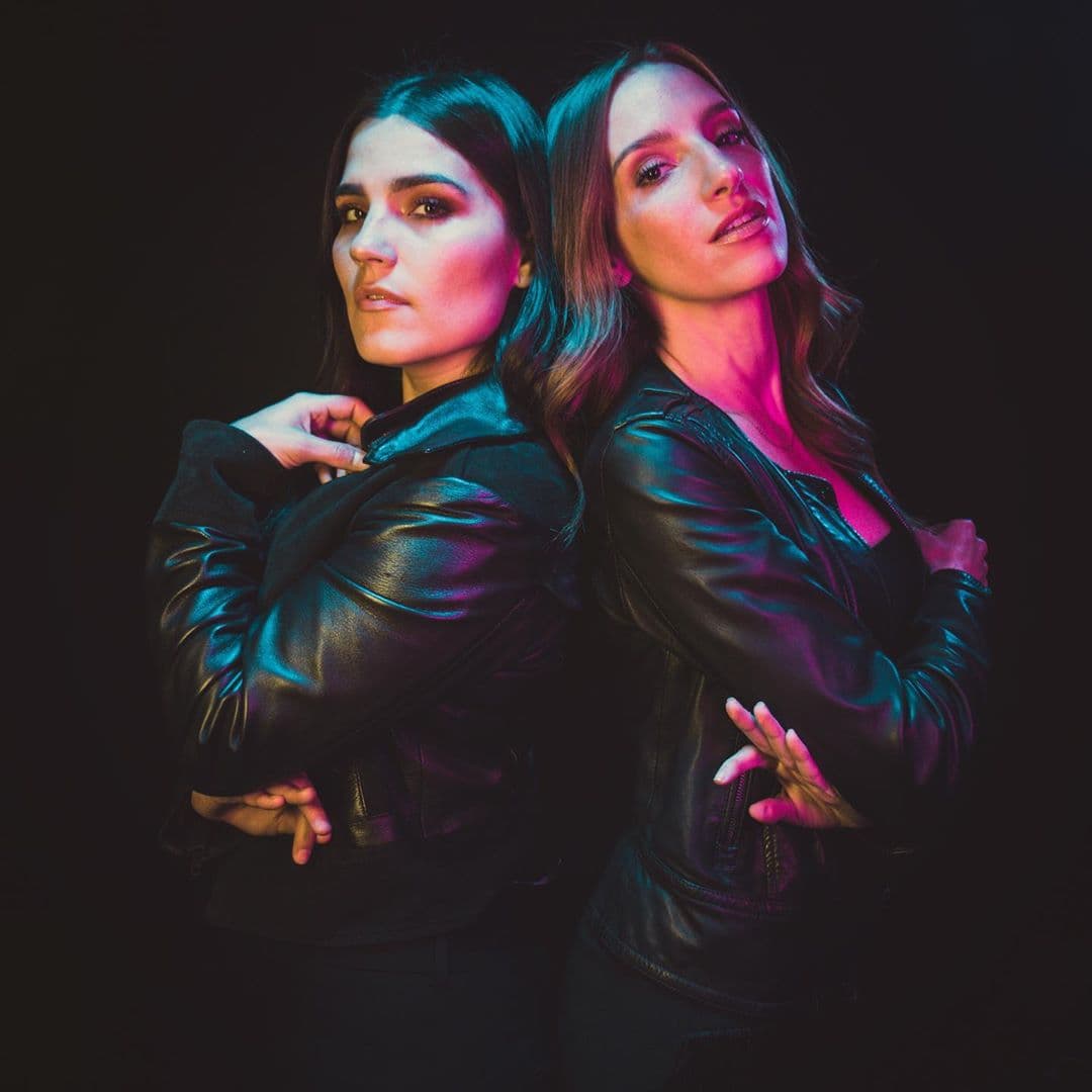 El dúo musical Amelia está conformado por Sofía Garza y Vivi Barrera