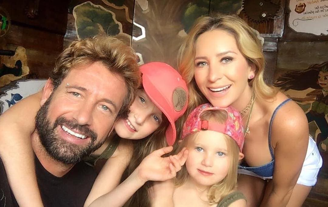 Elissa Marie y Alexa Miranda reúnen toda la belleza de Geraldine Bazán y Gabriel Soto.
