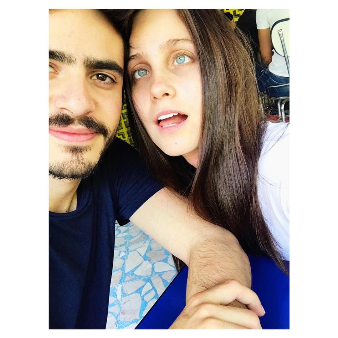 A través de las redes sociales, la pareja siempre compartió fotografías de su amistad, aunque en los últimos meses los mensajes con los que acompañaban los retratos mostraban el infinito amor que se tienen.
