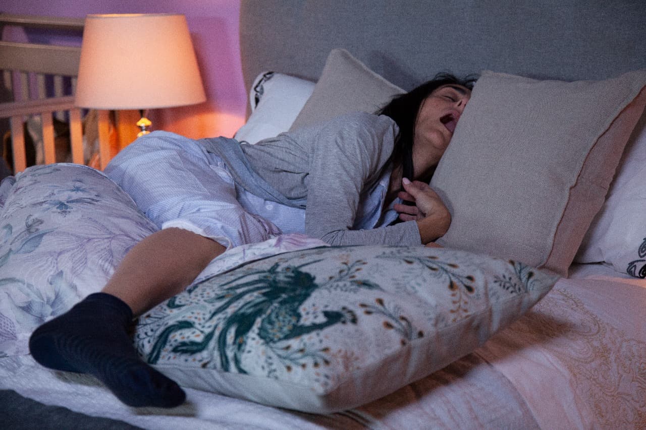 Bárbara Torres efectivamente dormida...