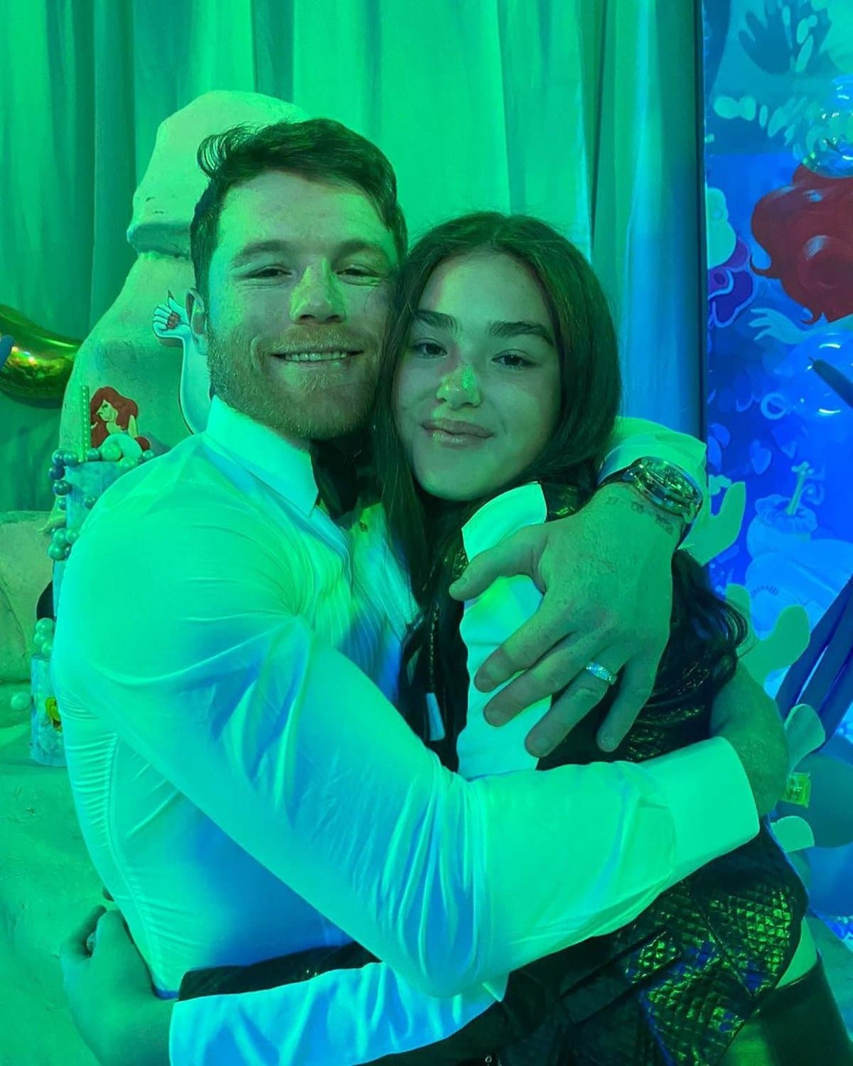 Hija de ‘Canelo’ Álvarez y los majestuosos vestidos que lució en su XV años