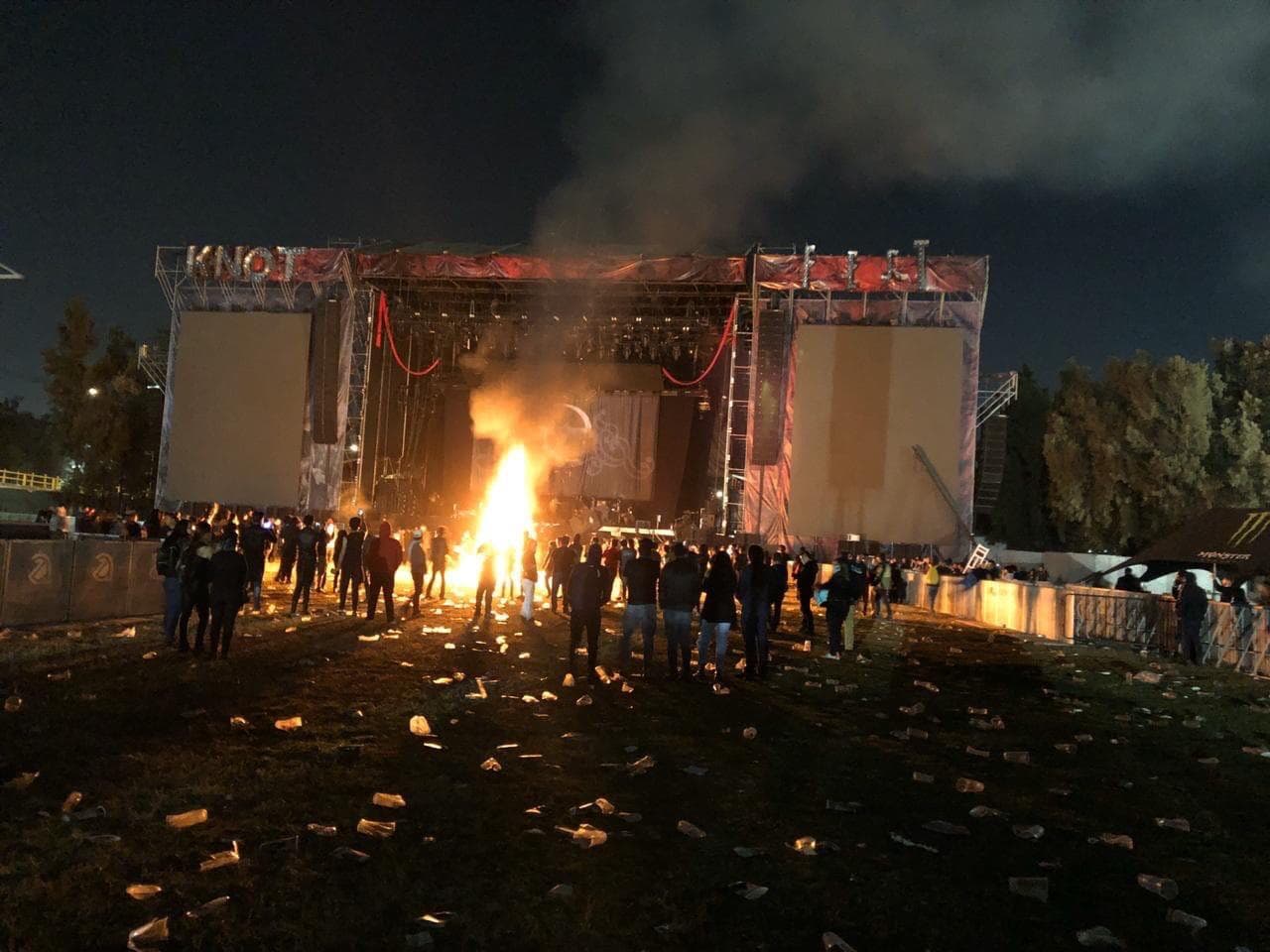 Evanescence y Slipknot no se presentan en el Knotfest 2019; el público prende fuego