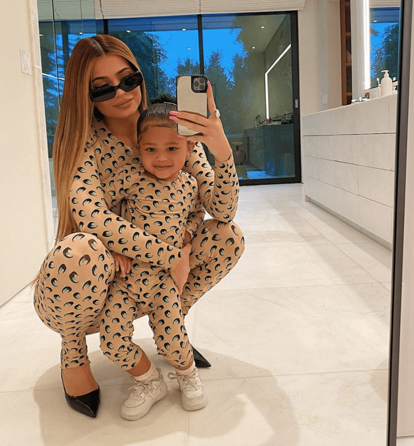 ¡Kylie Jenner revela que desea tener 7 hijos!