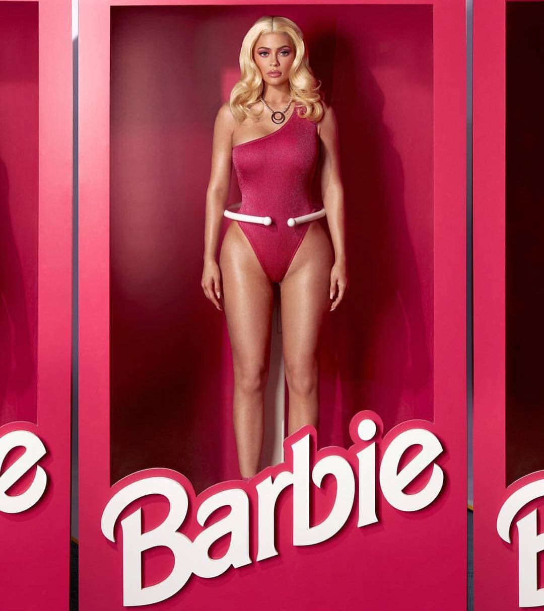 Kylie Jenner, como una dulce Barbie.