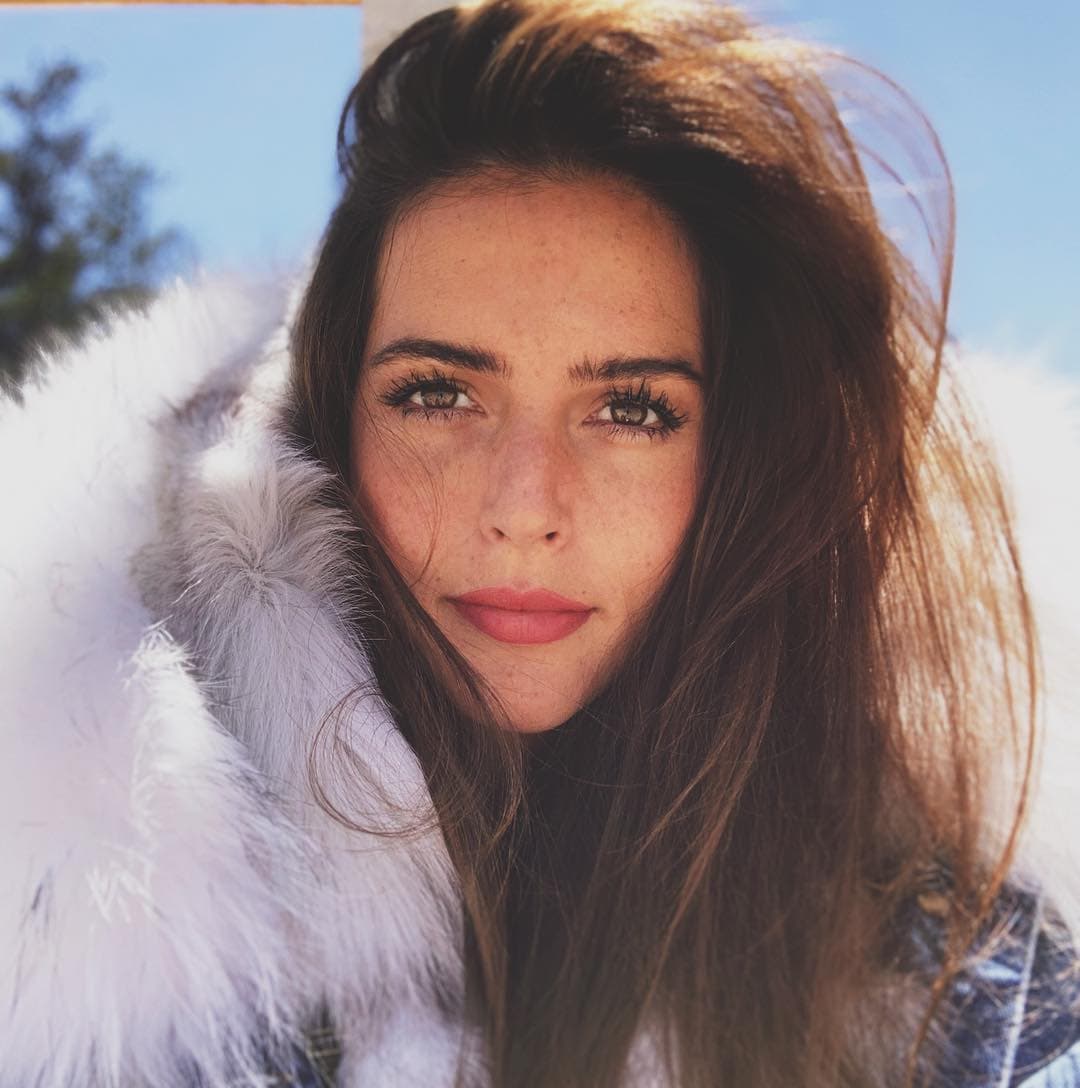 Claudia Álvarez le copia a Zuria Vega y confirma que se comerá la placenta tras el embarazo