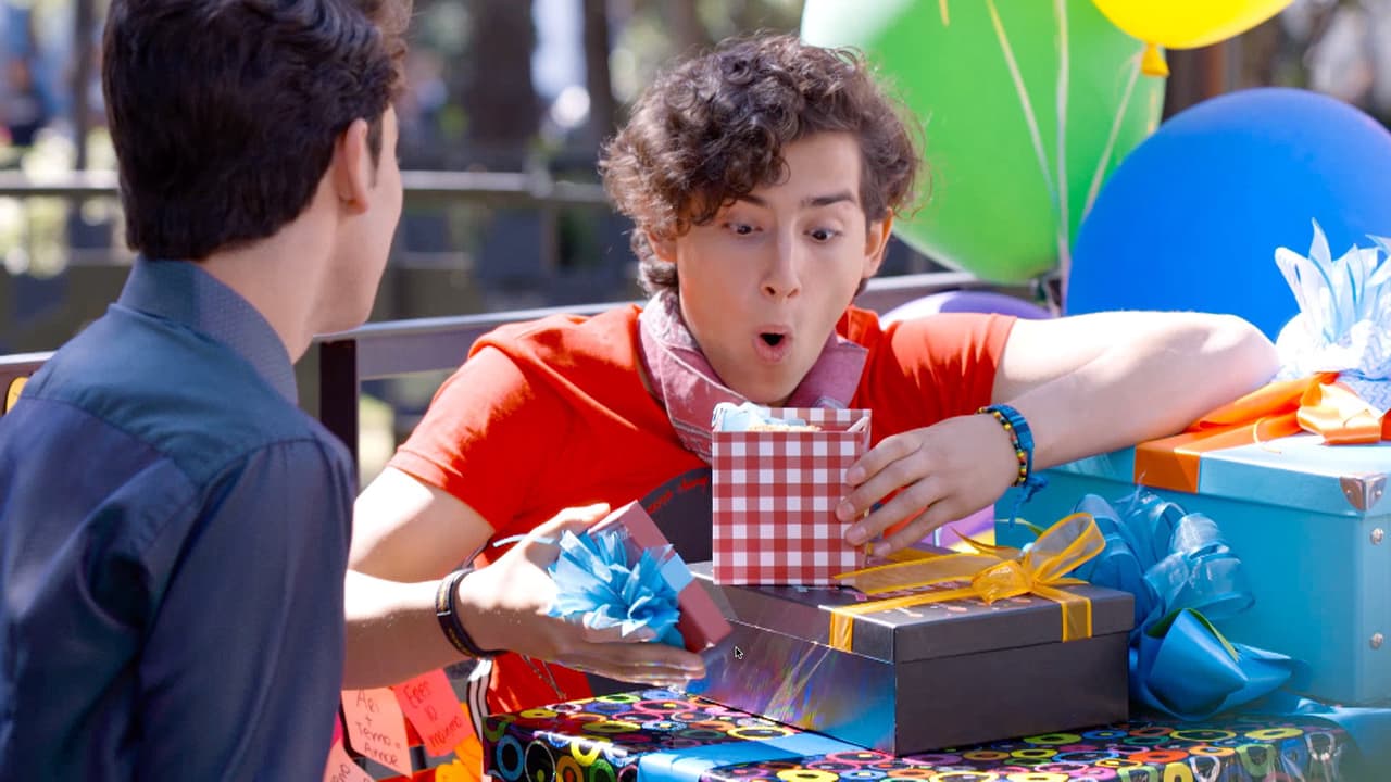 Temo recuerda los anotijos favoritos de Aris y lo sorprendió en su cumpleaños con unos deliciosos esquites... ¿no te encantó este detalle?