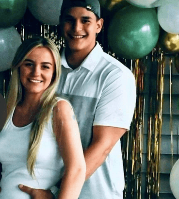 Fue mediante un video de revelación de género que José Eduardo y su pareja dieron a conocer que serán padres de una niña.