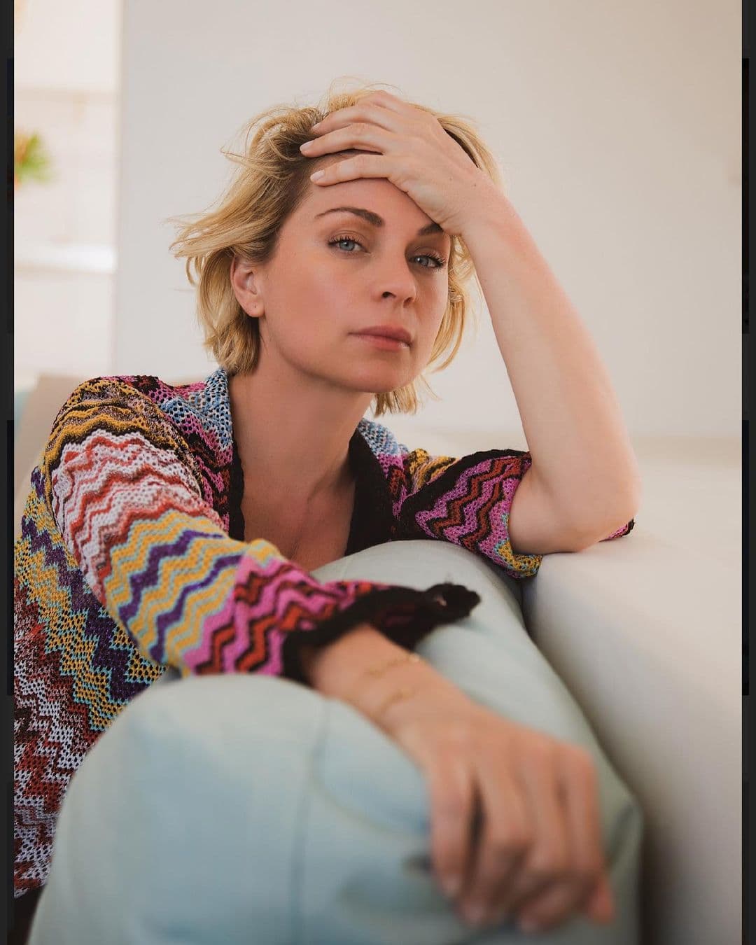 El día que Ludwika Paleta lució sus canas sin temor