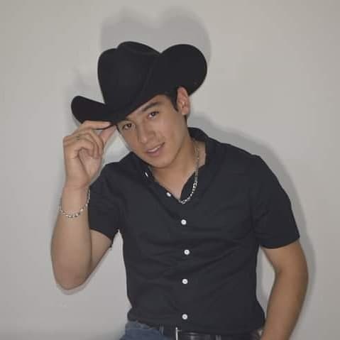 Además de continuar explotando su talento en la actuación, Hiroshi incursionó en la conducción, modelaje y en los últimos años decidió lanzarse como youtuber.