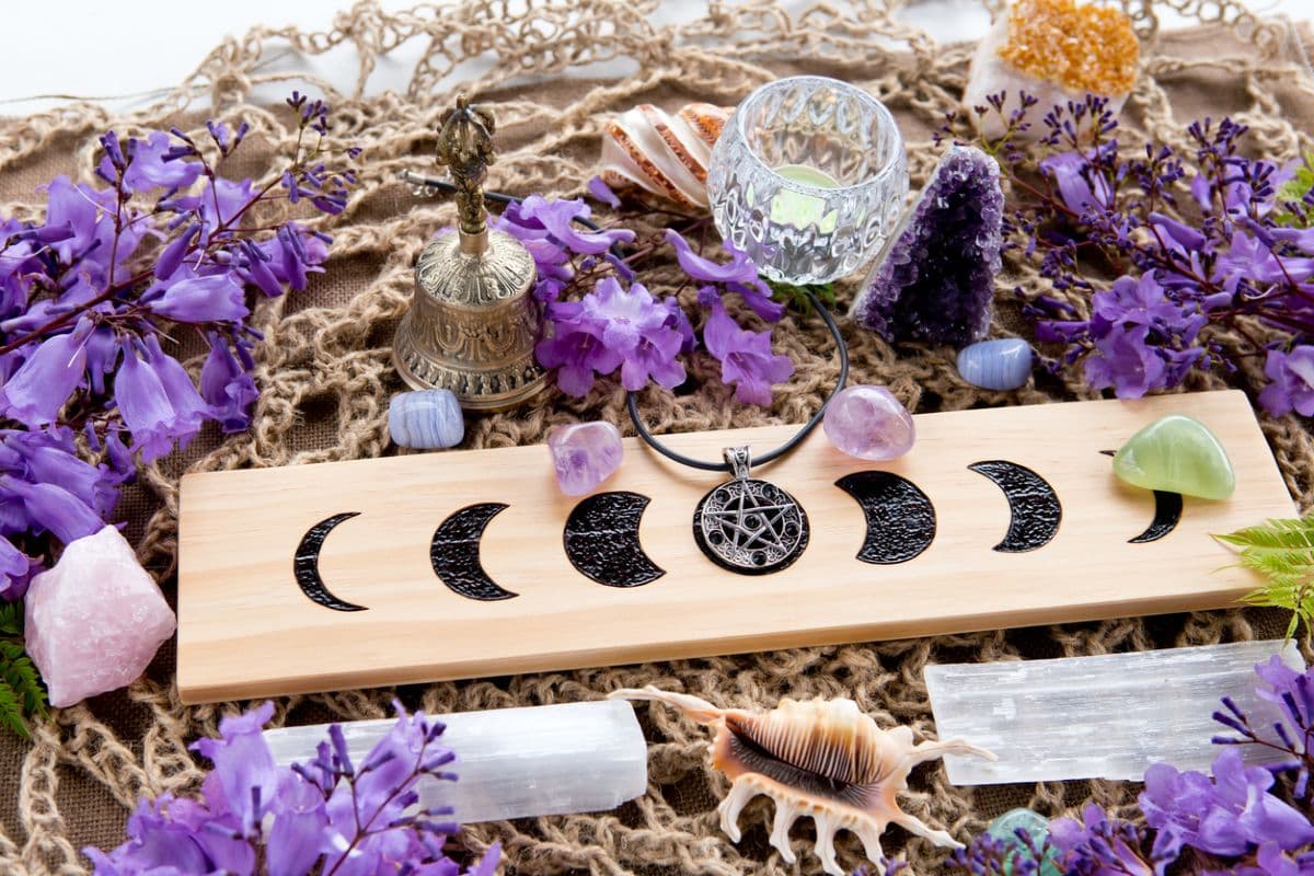 Rituales según las fases de la Luna para aprovechar su energía al máximo