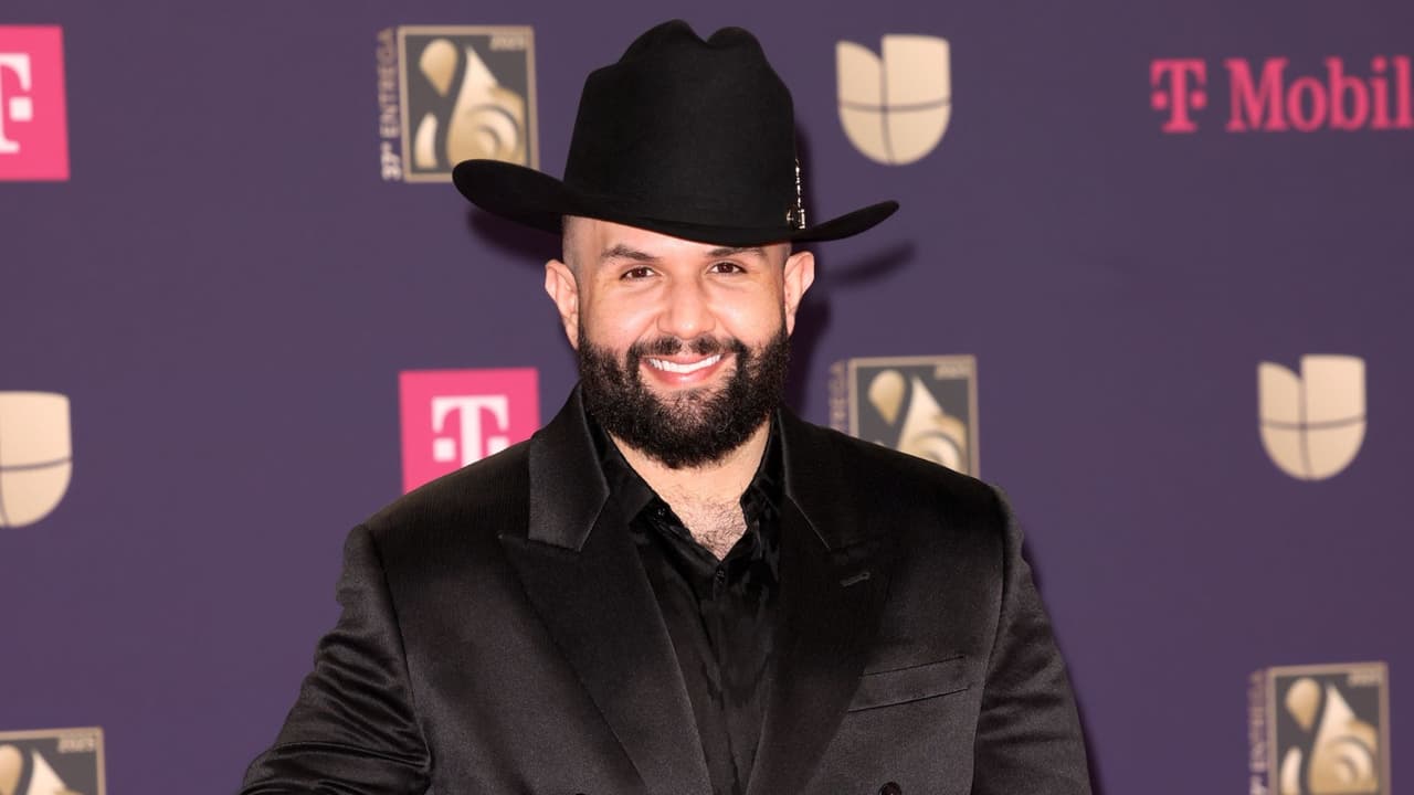 Carín León reprograma conciertos en el Palenque de la Feria de León