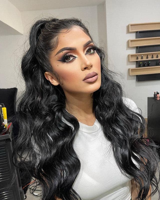 Kimberly Flores deja sin aliento con nuevo y radical cambio de imagen