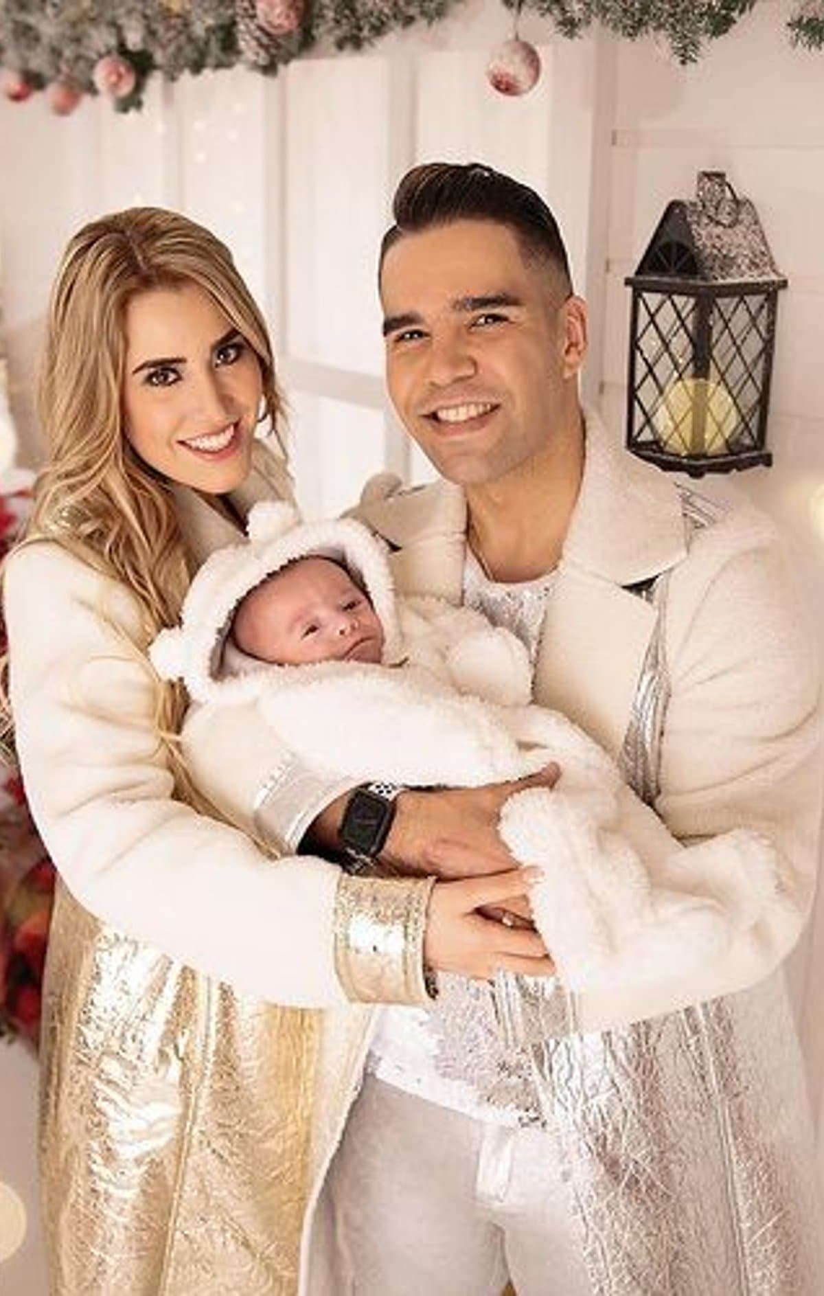 Emir Pabón bautiza a su hijo; su esposa publica adorables fotos