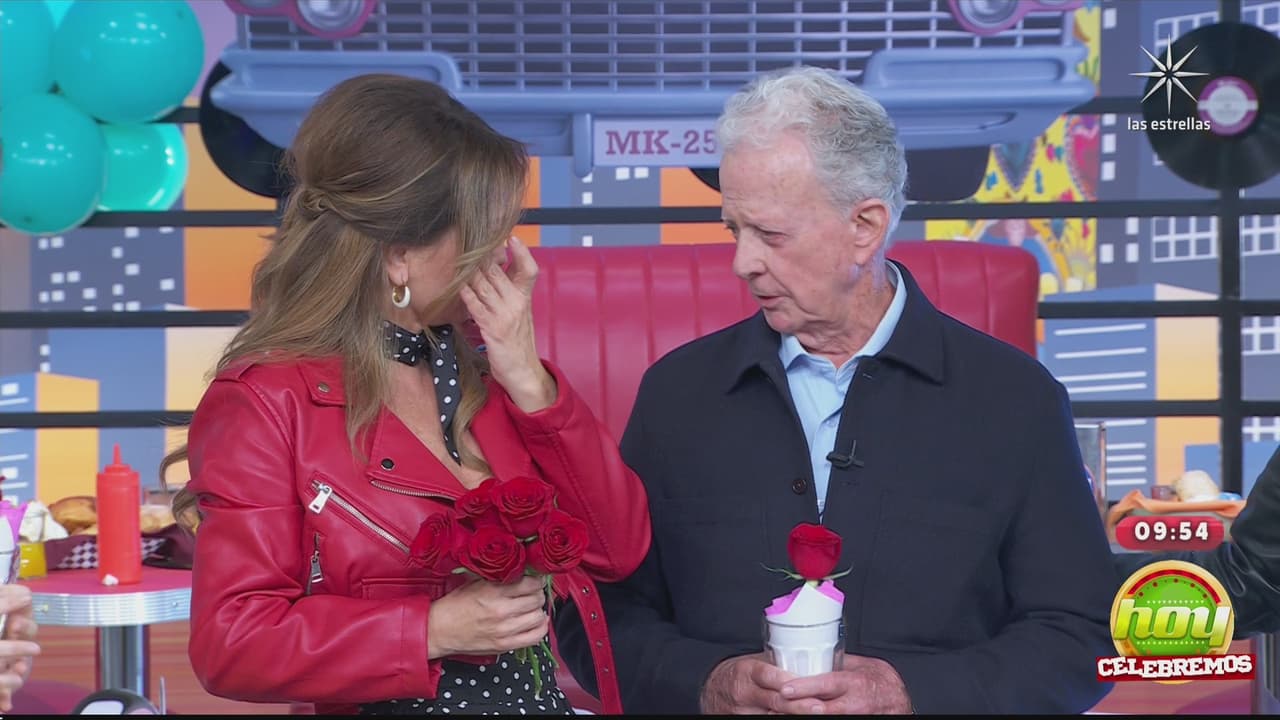 Andrea Legarreta llora en vivo; sus hijas la sorprenden en Hoy e impactan con revelación