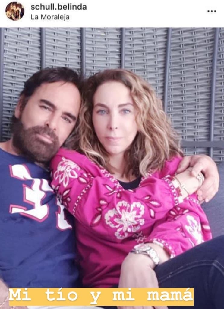 Mamá de Belinda junto a Juan Pedro Schüll.