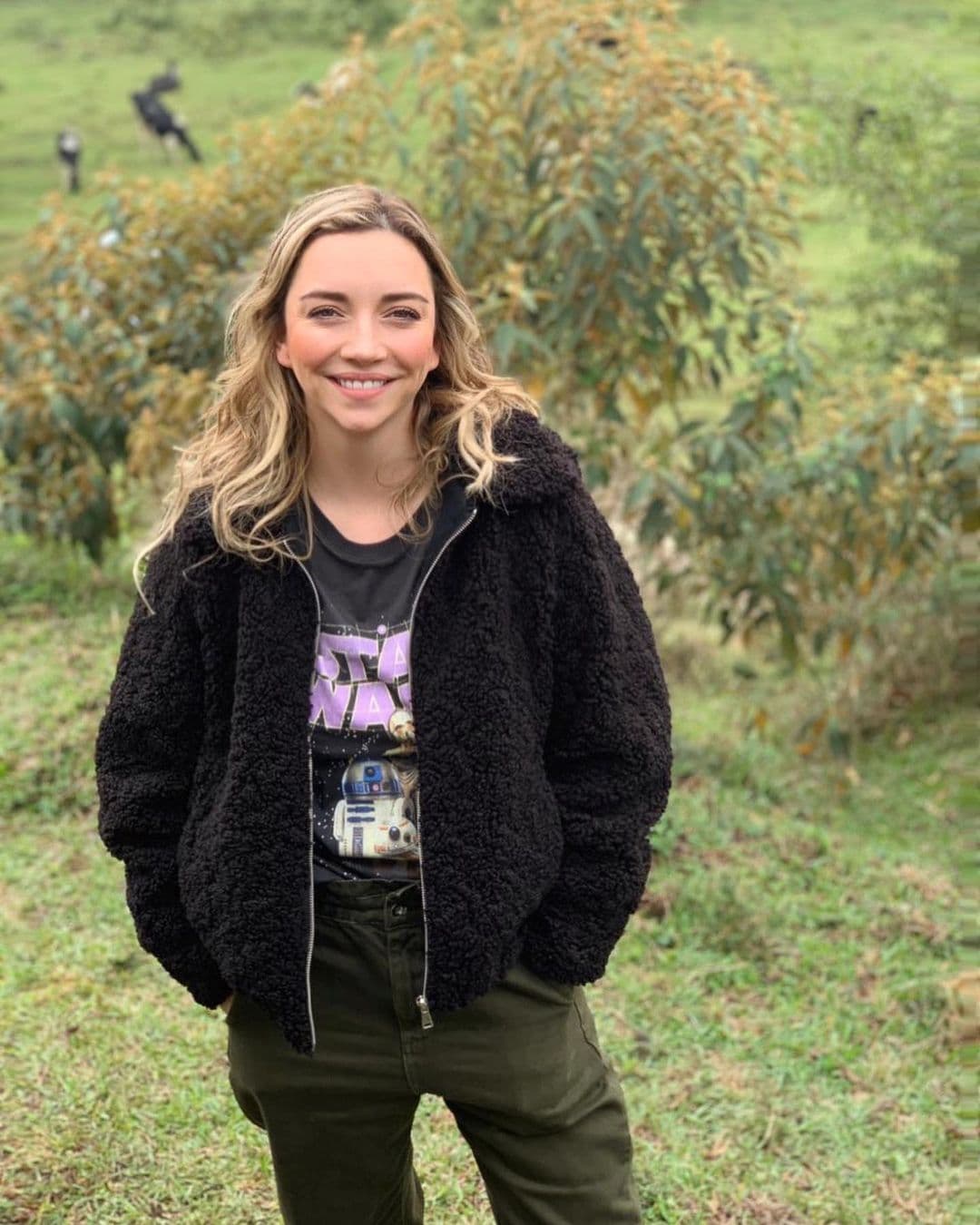 Regina Blandón muestra, sin miedo, su look playero sin filtros