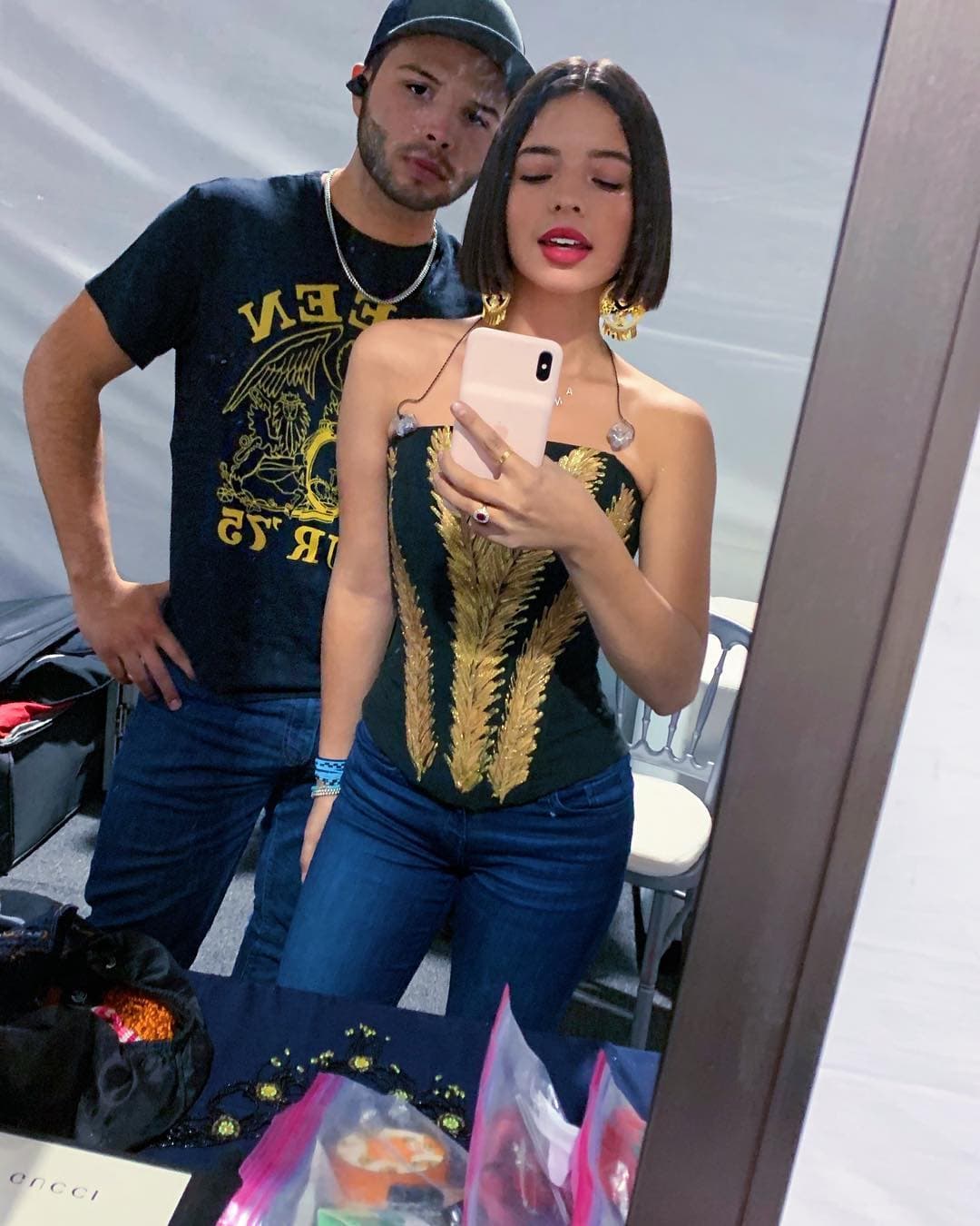 Ángela Aguilar felicita a su hermano con cariñoso mensaje