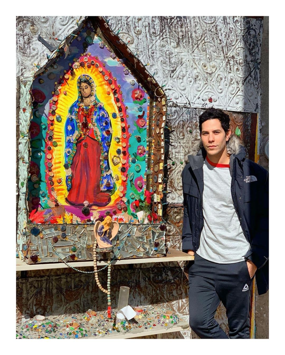 Christian Chávez usó una de las frases más emblemáticas para hacer honor a la Virgen de Guadalupe: "Que nada te aflija, que nada te angustie; ¿qué no estoy yo aquí que soy tu madre? Feliz cumpleaños madre".