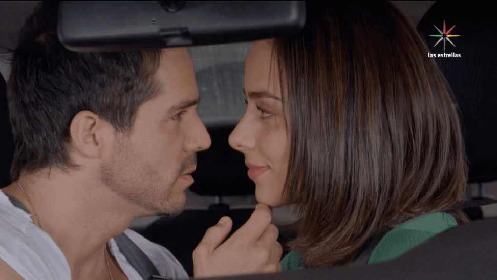 Capítulo 21: Fabiola y Ramón se besan por primera vez