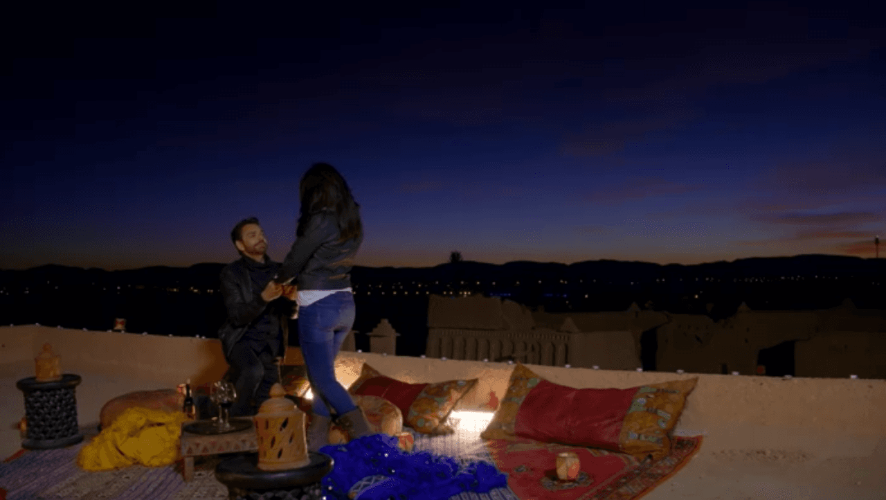 Eugenio Derbez le pide matrimonio a Alessandra Rosaldo: ¿Te quieres volver a casar conmigo?